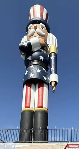 Luverne now boasts the world's tallest nutcracker